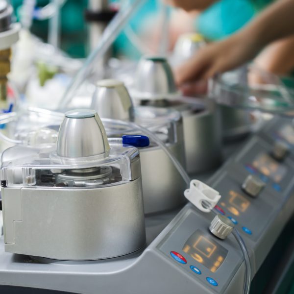 Heart,Lung,Machine,For,Heart,Surgery,In,Operating,Room